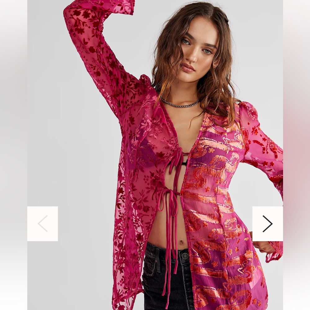 Free People Y2K-style top. NEW WITH TAGS.